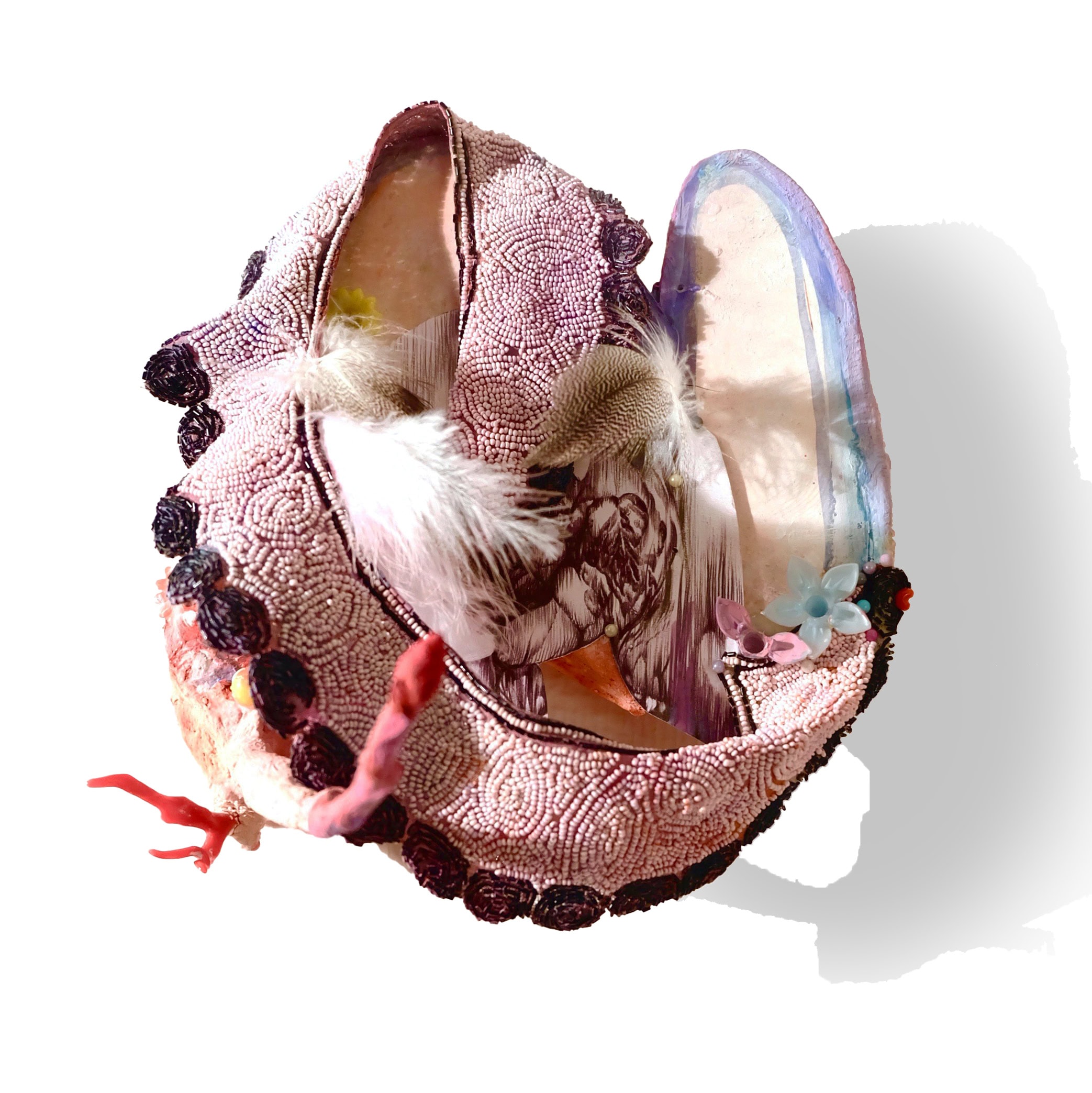 Ex voto rose (amour), 2019 Posture 1 Médium mixtes sur polystirène, 30x30x15cm